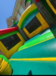 island20bouncer20pic203 1754347582 Island Paradise Bouncer